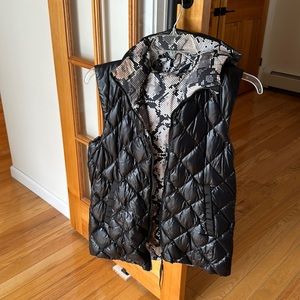 Lululemon reversible vest